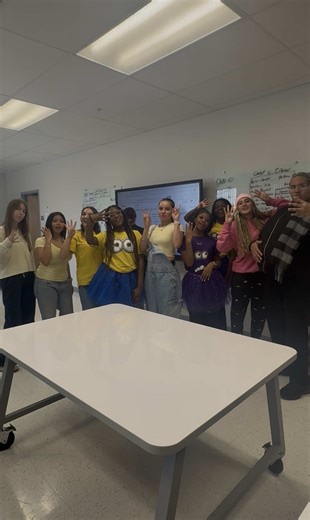 Day 4 of MORP week🙌 Our SGA members are oddly interested in the moon? wonder what’s that about🤷‍♂️ #despicableme #minions #fyp #blowthisup #real