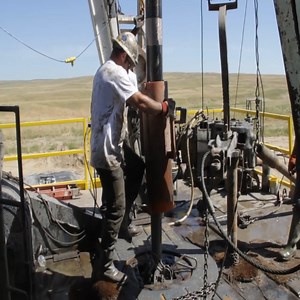 16K views · 141 reactions | Roughnecks at Work in HD Drilling Rig Pipe Connection | Amazing Videos | Facebook