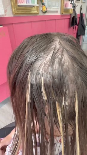 Sit down for this true story of how #hairtalkextensions saved this client’s hair!👇👇This client went to a “stylist” who said they were a professional. Unfortunately, that was not the case. The stylist told the client, Brittney that she worked at a salon. However, she decided to do Brittney’s hair at her apartment. After there was an incorrect color match, damaging insulation, and a disagreement in pricing; the stylist wouldn’t let Brittany leave and attacked her, cutting her extensions and natu