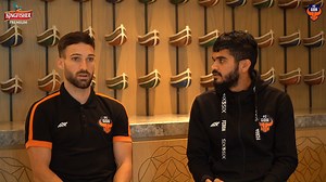 Undir Mama Ailo! 🎶 The new episode of #Konkani101 sees our local lad, Leander, giving some Konkani lesson to Jorge which is followed by a special song! 😎 Brought to you by Kingfisher #RiseAgain | FC Goa