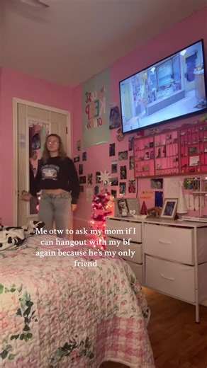 My only friend…😂 @antonioaguilarb14 @Sheena Renee' Switzer #funny #fypシ #onlyfriend