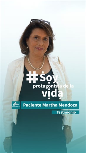 😍 A year ago, our patient Martha Mendoza trusted Clínica Medihelp to begin her bariatric surgery journey. 📌Today, she returns not only to continue her follow-up care, but also to support her husband, who has decided to take this important step as well. 💙 This testimonial reflects what we value most: trust that goes beyond borders and a human-centered experience that accompanies each stage of the medical process—before, during, and after surgery. We are honored that international patients choo