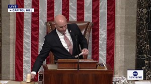 BREAKING: The House has narrowly voted to approve the GOP budget blueprint by a vote of 216-214, delivering a major victory for President Trump’s legislative agenda. https://abcnews.link/XuwrjW8 | ABC News Politics