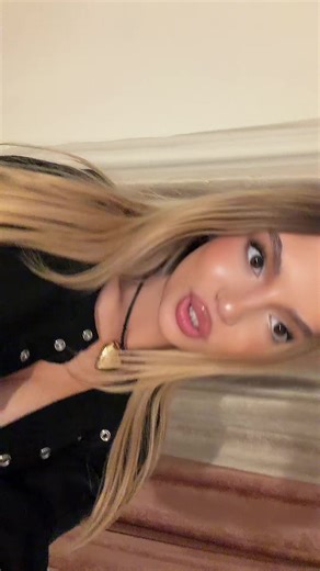 Videoclipuri postate de mirunadumitru_ (@mirunadumitru_) cu KevinM - kevinm_templates