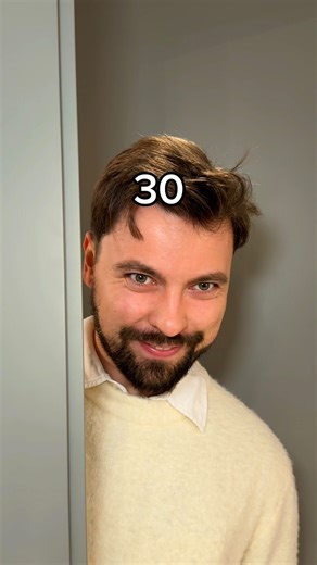 DAMIAN TKACZUK on Instagram: "Mamy tutaj osoby z rocznika 96? 😆 Nie żeby coś ale za parę dni… a z reszta cieszmy się chwilą i tym co jest, po co wychodzić w tą DALEKĄ przyszłość HAHAH 🤠 ps a tak z ciekawości - dajcie znać kogo z Was już odwiedził ten gość a kogo jeszcze nie? 👀"