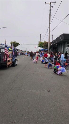 The candy scramble! 4th of July Parade in Crescent City, California