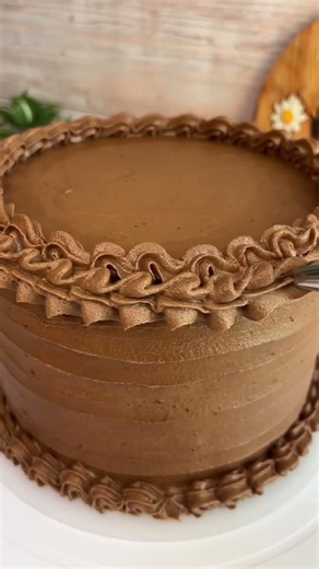 RECIPE: CHOCOLATE FUDGE BUTTERCREAM 🤎