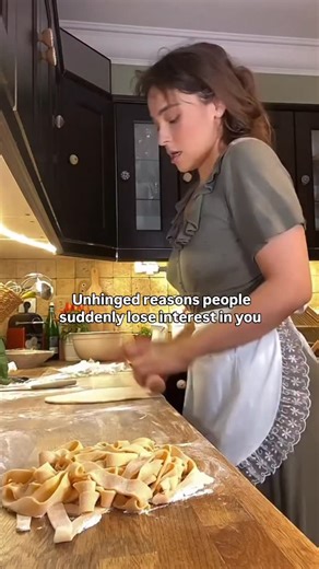 Wellness | Motivation | Mindset on Instagram: "⬇️It might hurt to read this but People don’t just “ghost” for fun. They don’t suddenly forget you. They react to vibe. And if you notice, it’s usually something you did (or stopped doing) that flipped the switch. 1. You got predictable. You used to be fun, mysterious, a little wild but now you’re the same old story every time. Excitement dies fast. Humans crave mystery, not déjà vu. 2. You became a little too available. They chased you when they ha