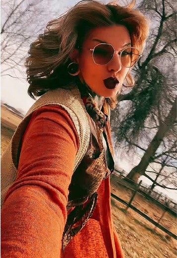 It was an orange day #80s #80sstyle #80shair #orange #fyp