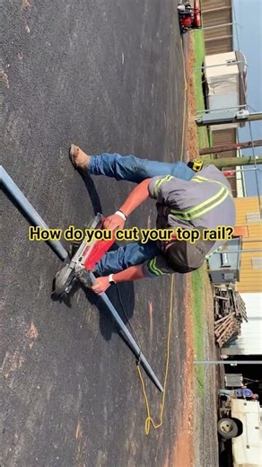 How to cut a chain link top rail? #1fencecompanyintheworld #lynchslawnandfencellc #1teamintheworld
