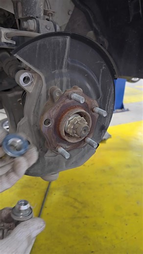 Wheel Stud Installation Tips for Mechanics