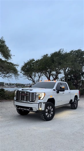 Exploring Denali's Bubba Truck Adventure