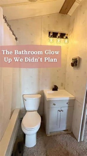 Tiny Texas home — bathroom remodel 🛠️✨