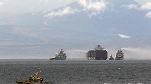 Canada : un porte-conteneur sous surveillance, l'incendie sous contrôle