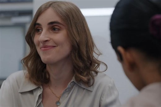 Meet Eva Everett Irving, 'The Pitt's transgender sommelier Tasha Cordera (and novelist John Irving's daughter In real life!)