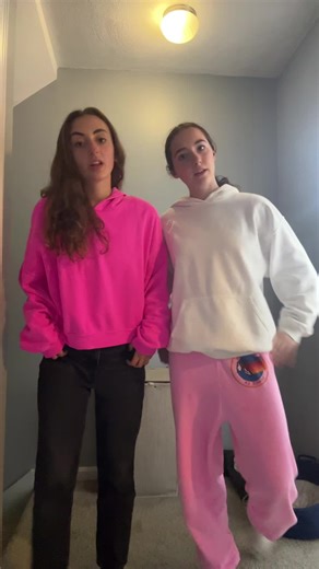 my hunny bee🐝🐞#halloween #costumes #trendingvideo #duo