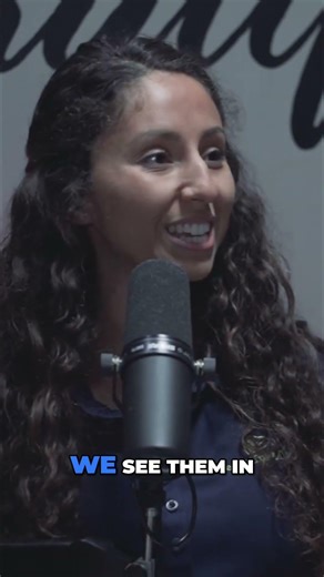 CBT Explained: Master Thoughts, Emotions, Behaviors! #shorts