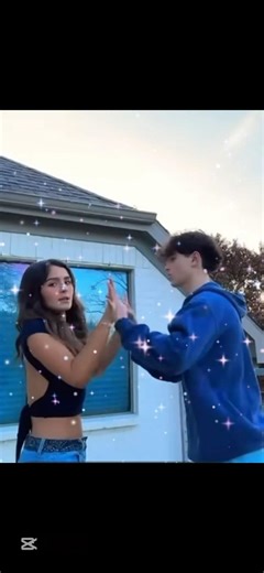 Comment the first initial of you’re crush😻😊💋💬 #fypシ #viral #crush #ria