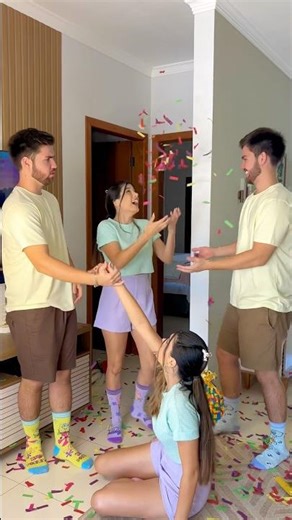 Ela confundiu os gêmeos 😰 #twins #funny #twinmoments #humor #comedy #casal #disney #couple #amor