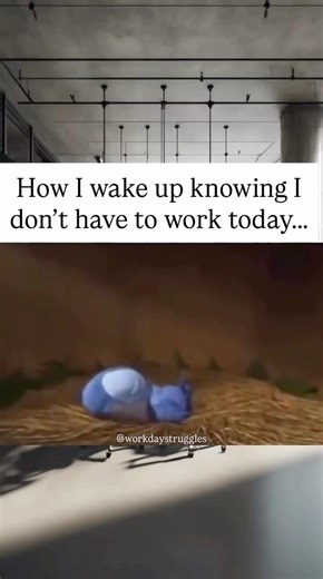 How I wake up knowing I don’t have to work today… #workdaystruggles #monday