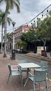 #Mazatlán It’s a very nice day at Plazuela Machado with a cool weather and a little bit of rain 🌧️ #Sinaloa #weather #PlazuelaMachado | Pacific Pearl