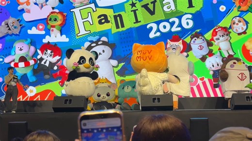 เมิฟเมิฟต่อท่า เอนี่รับท่า ลูน่าปฏิเสธท่าขอบคุณอุนย่าอุนยายที่เอ้นดูนะคะ เจอกันเวทีหน้าค่ะ 😜#GMMTVFANIVAL2026 #SAMTUABAHT