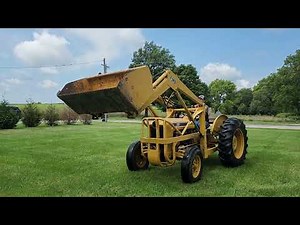 1962 Ford 2000 Industrial Tractor w/720 Loader