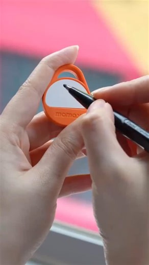 MOMAX PINPOP LITE – Find My Tracker 🔍 Keep your essentials safe and never lose them again! 📞 For more details, contact us at 97474476636 #Qatarmobile #MOMAX #FindMyTracker #SmartGadgets #TechAccessories #QatarDeals #StayConnected | Qatar Mobile