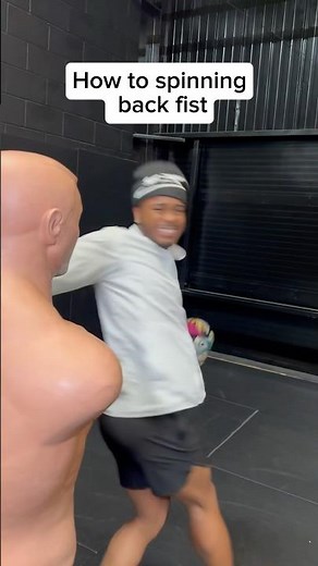 How to do a spinning backfist