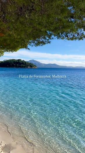 Platja de Formentor, Mallorca Finally open again. During the season you’re only allowed to enter the area where this beach is located during specific times. Now it’s open again 😍 #mallorca #majorca #islasbaleares #formentor | Rebecca Meuer