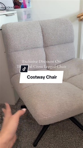 Discover the Costway Viral Cross Legged Chair