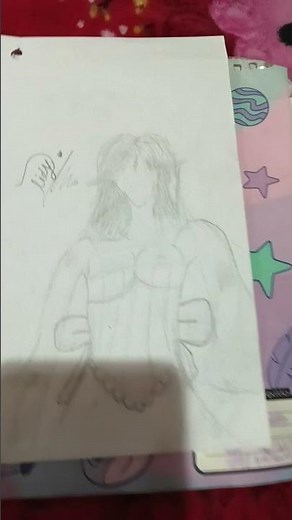 not an artist but i wanna be a fashion designer so i draw models like this one💖