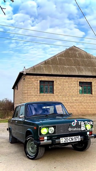 Classic Lada 2106 Aparatura Showcase in Azerbaijan