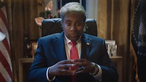 Fake 'SNL' TV show ad asks: What if Donald Trump was black?