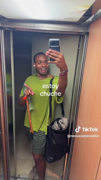 Estoy chuche: frase viral y estilo en 1 look