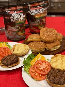 Harris Ranch Beef features grass-fed, grain-finished beef for any occasion