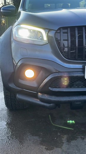 182 Mercedes-Benz X-Class X250 190bhp 4Matic 1 owner from new, fully kitted out on site at S.M.S! New 20 inch Armoured DV8 Alloys. Please feel free to contact Brian on 085 77 07 600 if you would like any more info on this vehicle!#mercedes #mercedesx250 #kit #donedeal #fyp