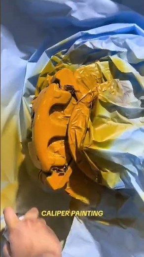 Deep Cleaning & Rust Removal for Brake Caliper Painting.