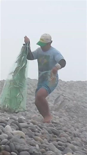 MIRACLE FISHING: When the SURPRISE is TOO BIG (MASSIVE Shore Net Catch!)