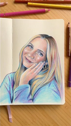 How should I make next month's portrait? ☺️Watercolor? ✨🩵✏️🎨