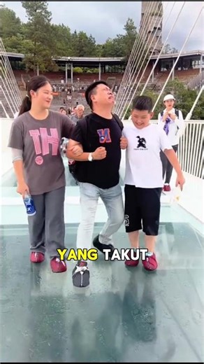 Pekerjaan Gila! Makin Orang Takut, Gaji Mereka Makin Besar 😳