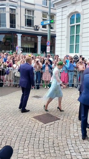 Princess Amalia attending farewell vice president of the Council of State #amalia #princess #prinses