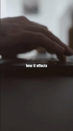 The MacBook Pro 14 M5 has a beautiful Mini LED Screen #macbookpro #miniled #display #OLED #apple