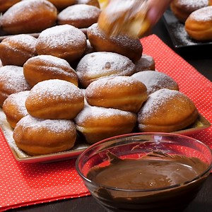 One bite of these homemade donuts and you'll never go back to the bakery | Dinner Recipes