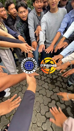 DIGITAL PRIMA BANGSA on Instagram: "𝐃'𝐏𝐑𝐈𝐌𝐒 [𝐃𝐈𝐆𝐈𝐓𝐀𝐋 𝐏𝐑𝐈𝐌𝐀 𝐁𝐀𝐍𝐆𝐒𝐀] ✨Halo Sobat D'prims✨ Kegiatan bersama anggota D'prims 2025/2026. Untuk menjalin rasa kekeluargaan dan solidaritas❤️ Stay tune,guys! Buat nonton lebih banyak keseruan kami bersama dprims💫 Follow Media Sosial D'PRIMS yukk😍 🔍Instagram : @dprims_ 🔍Youtube : @D'prims 🔍Tiktok : @digitalprimabangsa #dprims #digitalprimabangsa #institutprimabangsacirebon #ipbcirebon"