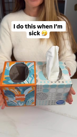 Smart Empty Tissue Box Hack 🤒 #lifehacks #cleanhome #SmartLiving | Randy & Mandy