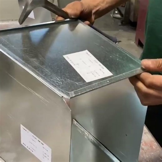 The Ease of Assembling Fittings using Snaplock Buttonpunch