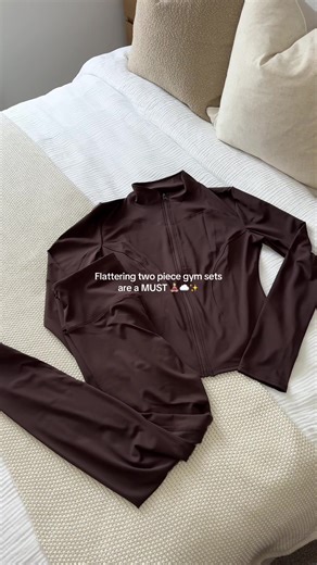 Flattering Gym Sets on Sale Now!