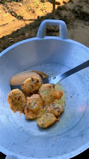 I Fried Mashed Potatoes Like This… and They Turned GOLDEN 😳