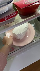 38K views · 51 reactions | Looking for the easiest cake in the world?  Try this 3 ingredients dessert: chocolate cookies, Hoplà Whipping Soya and cocoa powder. Follow the instructions of the video, leave it in the fridge overnight, and enjoy its deliciousness. You'll be able to make it with your eyes closed. ⁣ https://bit.ly/3LH2xOb | Hoplà | Facebook